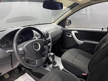Renault Sandero, 2012г, передний привод, механика