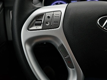 Hyundai ix35, 2011г, передний привод, автомат