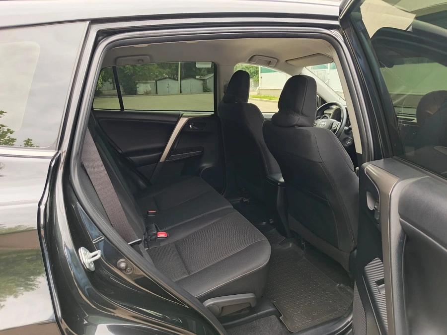 Toyota RAV4, 2014г., полный привод, вариатор