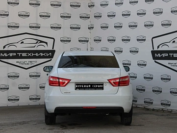 Lada (ВАЗ) Vesta, 2016г, передний привод, механика