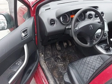 Peugeot 308, 2012г, передний привод, механика