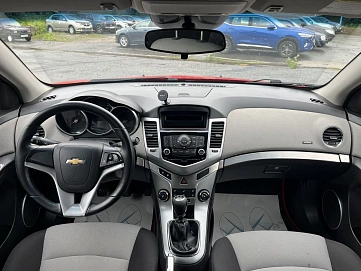Chevrolet Cruze, 2012г., передний привод, механика