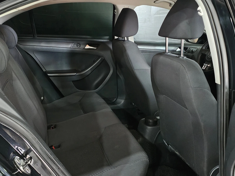 Volkswagen Jetta, 2013г., передний привод, автомат