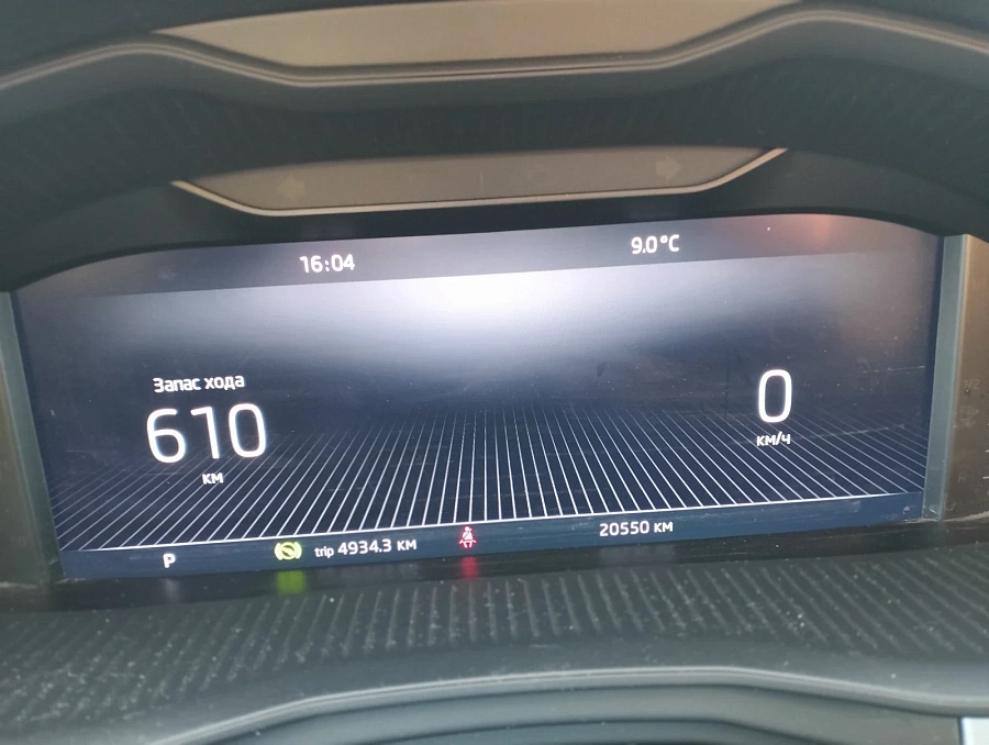 Skoda Rapid, 2021г., передний привод, робот