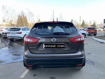 Nissan Qashqai, 2014г, передний привод, вариатор