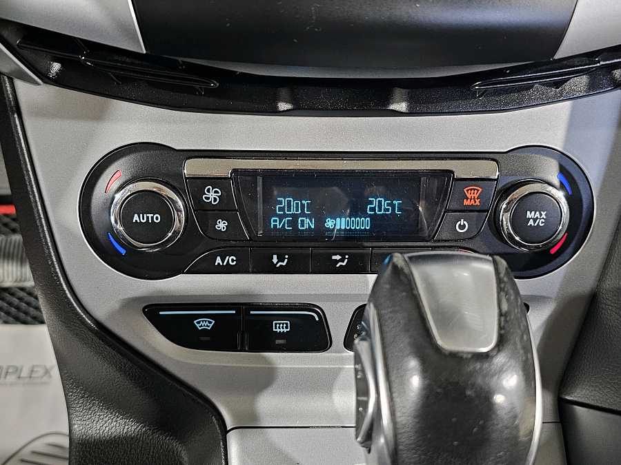 Ford Focus, 2013г., передний привод, робот