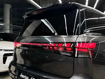 Infiniti QX80, 2025г, полный привод, автомат
