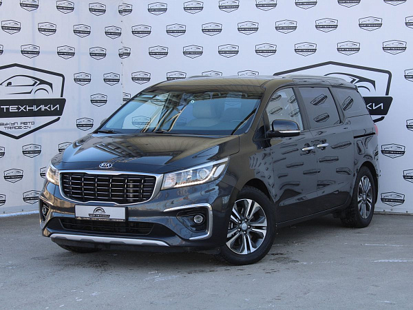 Kia Carnival, 2018г., передний привод, автомат