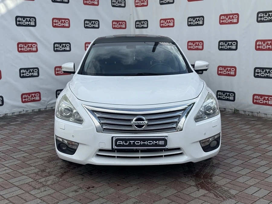 Nissan Teana, 2014г., передний привод, вариатор