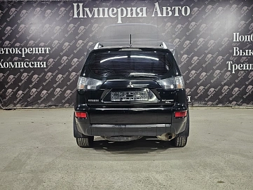 Mitsubishi Outlander, 2010г, передний привод, вариатор