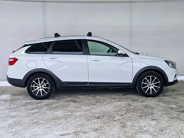 Lada (ВАЗ) , 2019г., передний привод, робот