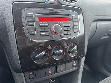 Ford Focus, 2007г., передний привод, механика