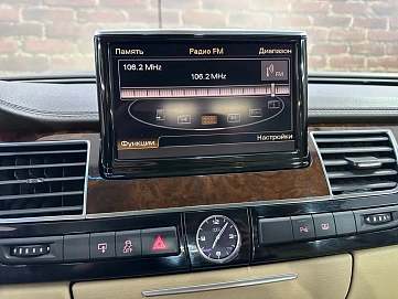 Audi A8, 2011г., полный привод, автомат