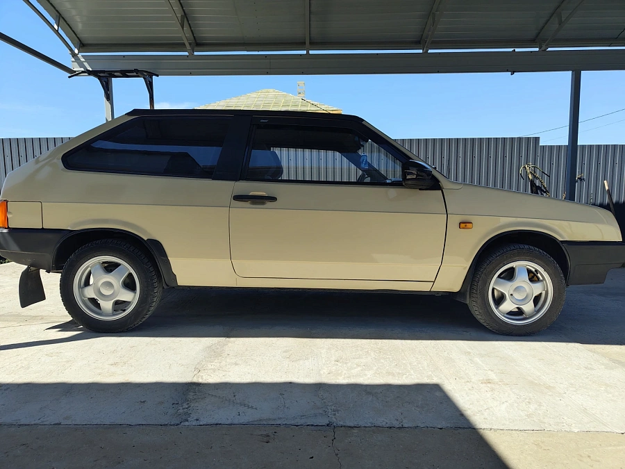 Lada (ВАЗ) 2108, 1988г., передний привод, механика
