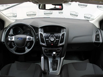 Ford Focus, 2012г, передний привод, робот