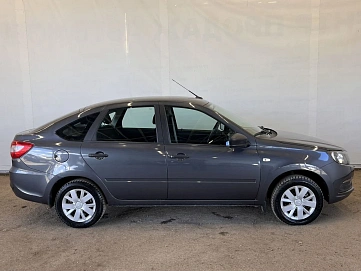 Lada (ВАЗ) Granta, 2021г, передний привод, механика