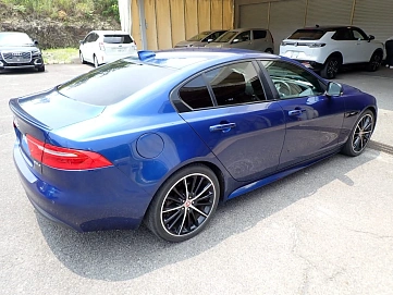 Jaguar XE, 2016г, полный привод, автомат