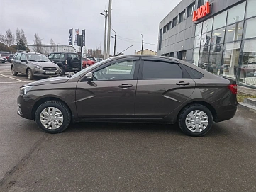 Lada (ВАЗ) Vesta, 2021г, передний привод, механика