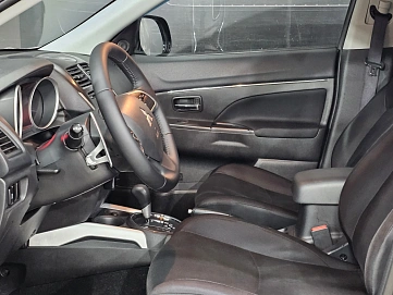 Mitsubishi ASX, 2013г, передний привод, вариатор