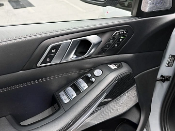 BMW X7, 2022г, полный привод, автомат