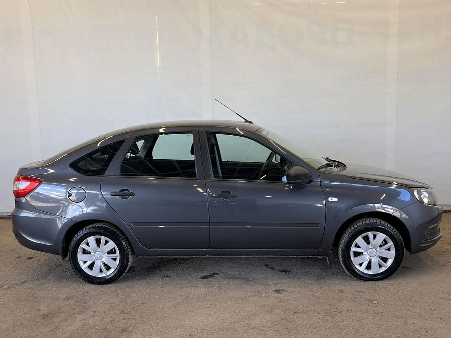 Lada (ВАЗ) Granta, 2021г., передний привод, механика