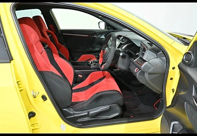 Honda Civic Type R, 2021г, передний привод, механика