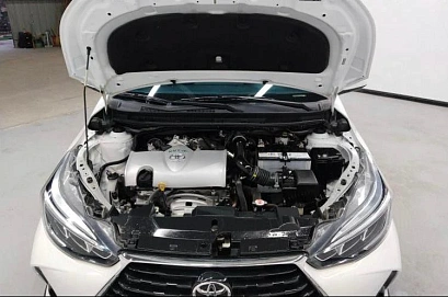 Toyota Yaris, 2021г, передний привод, вариатор