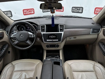 Mercedes-Benz GL-Класс, 2013г., передний привод, автомат