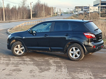 Nissan Qashqai, 2011г, полный привод, вариатор