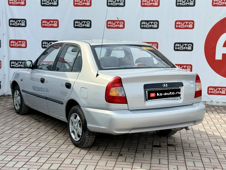 Hyundai Accent, 2010г., передний привод, механика
