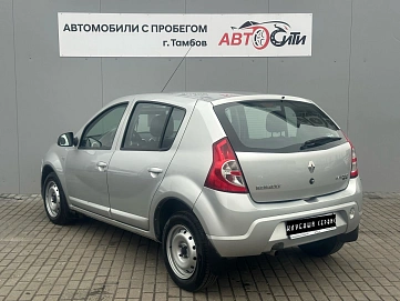 Renault Sandero, 2012г, передний привод, механика