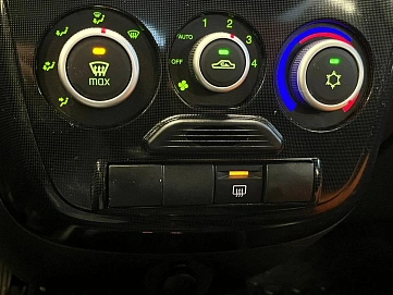 Lada (ВАЗ) Kalina, 2015г., передний привод, механика