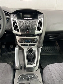Ford Focus, 2013г, передний привод, механика