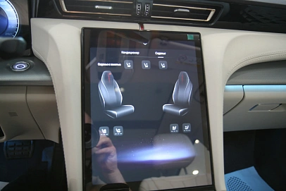 Hongqi H5, 2024г, передний привод, автомат