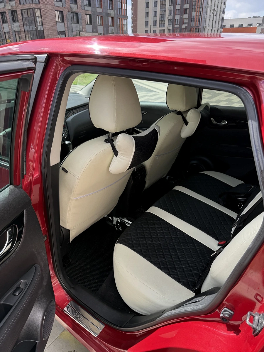 Nissan Qashqai, 2014г., передний привод, вариатор