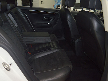 Volkswagen Passat CC, 2013г, передний привод, робот