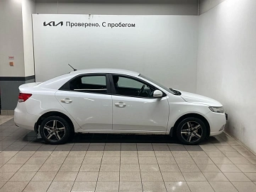 Kia Cerato, 2011г, передний привод, автомат