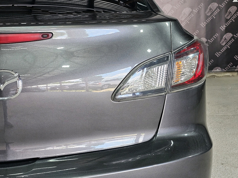 Mazda 3, 2011г., передний привод, автомат