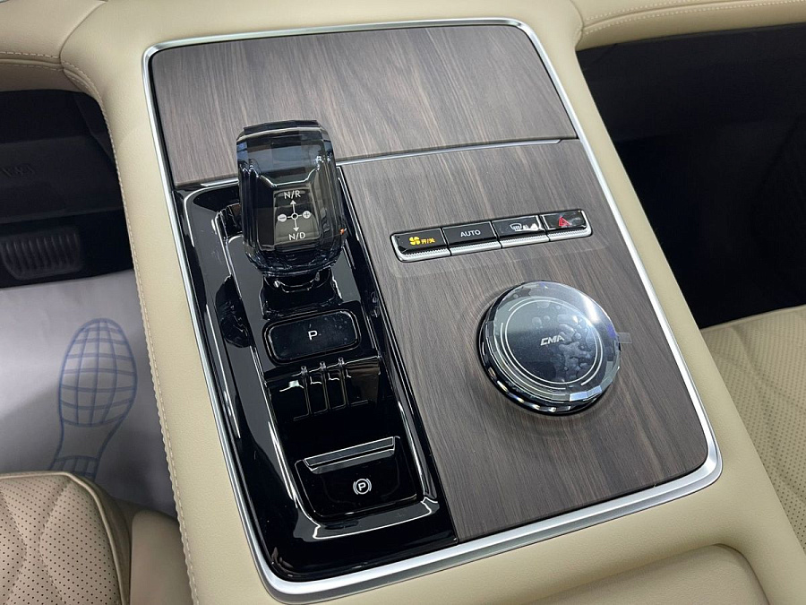Geely Monjaro, 2024г., полный привод, автомат