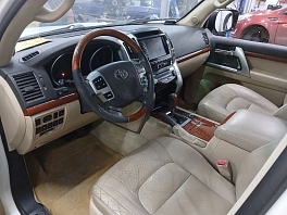 Toyota Land Cruiser, 2013г, полный привод, автомат