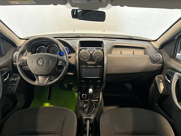 Renault Duster, 2018г, передний привод, автомат