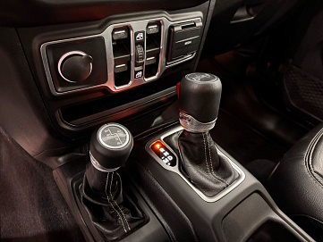 Jeep Wrangler, 2018г, полный привод, автомат