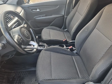Kia Rio, 2018г, передний привод, автомат