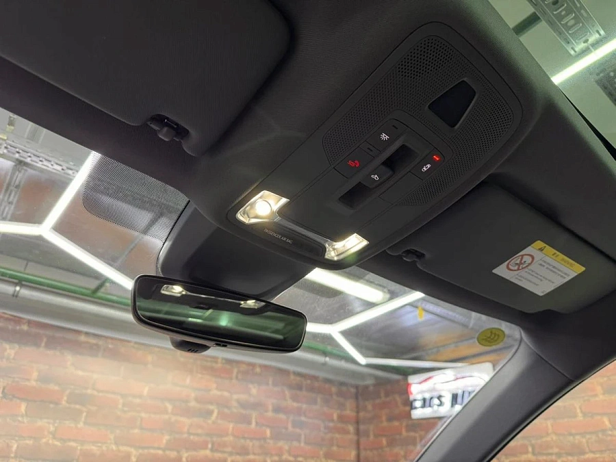 Audi , 2025г., передний привод, робот