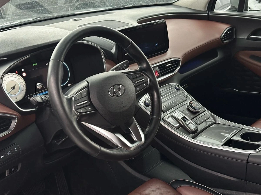 Hyundai Santa Fe, 2021г., полный привод, робот
