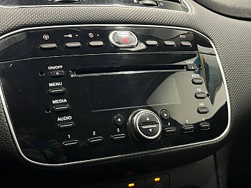Fiat Punto, 2012г, передний привод, робот