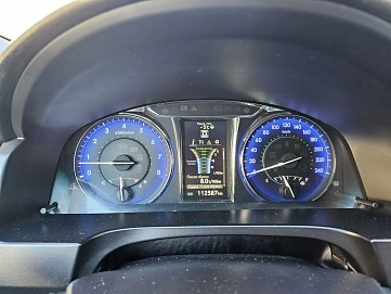 Toyota Camry, 2015г, передний привод, автомат