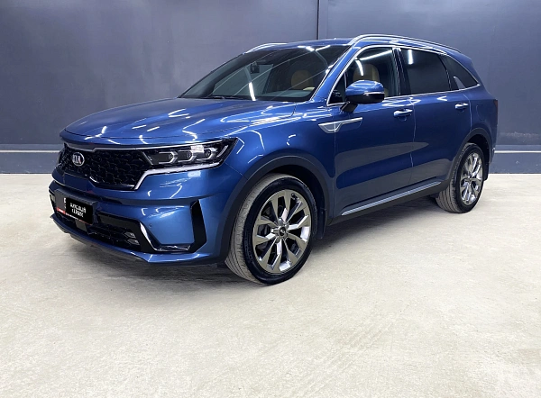 Kia Sorento, 2021г., передний привод, робот