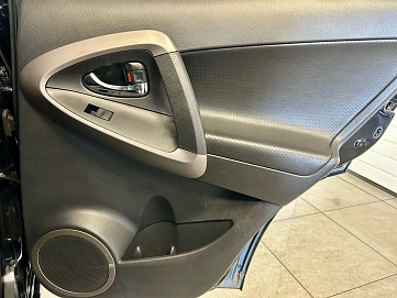 Toyota RAV4, 2008г, передний привод, автомат