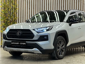 Toyota RAV4, 2024г, полный привод, вариатор